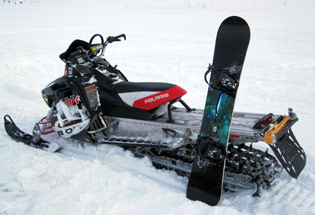 a-Slideshow-WY-snowmobile