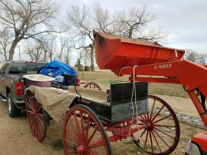 There S More Than One Way To Move A Bathtub Running Horse